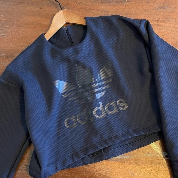 Adidas Cropped Trefoil Women's Sweatshirt Legend Blue Textured Size Small - Picture 2 of 9
